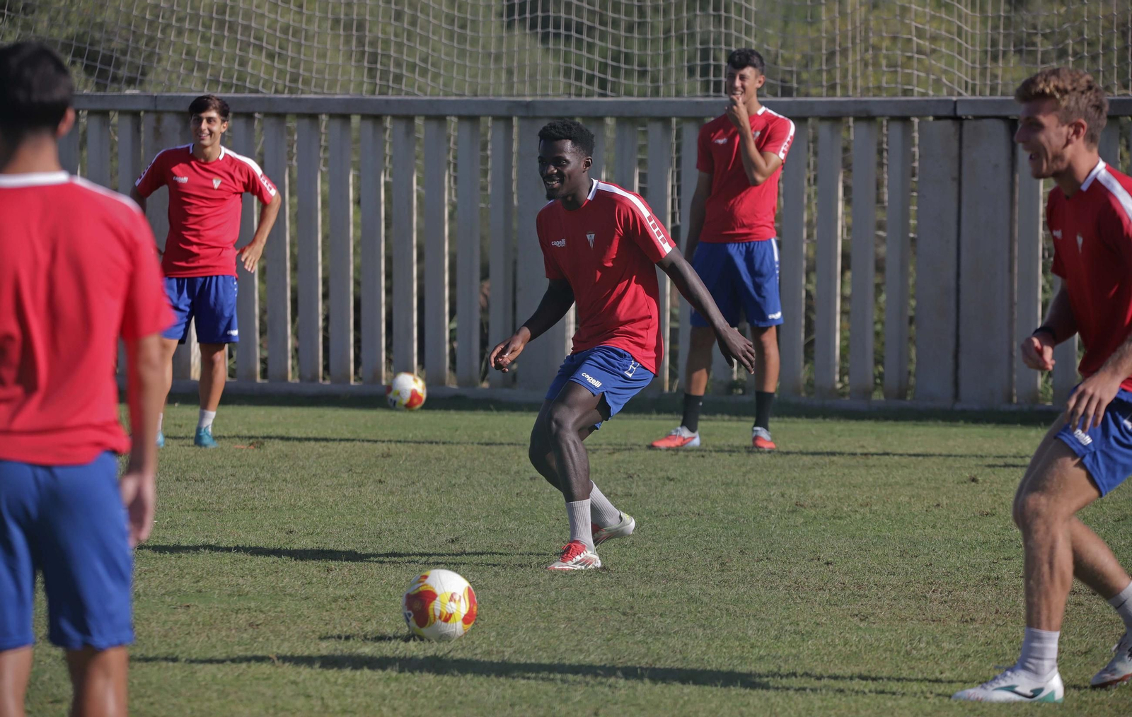 Las fotos de entrenamiento del Algeciras CF para preparar el partido ante el Europa