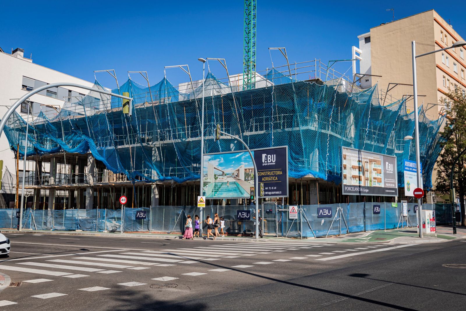 Obras en una promoción de nueva planta en Cádiz.