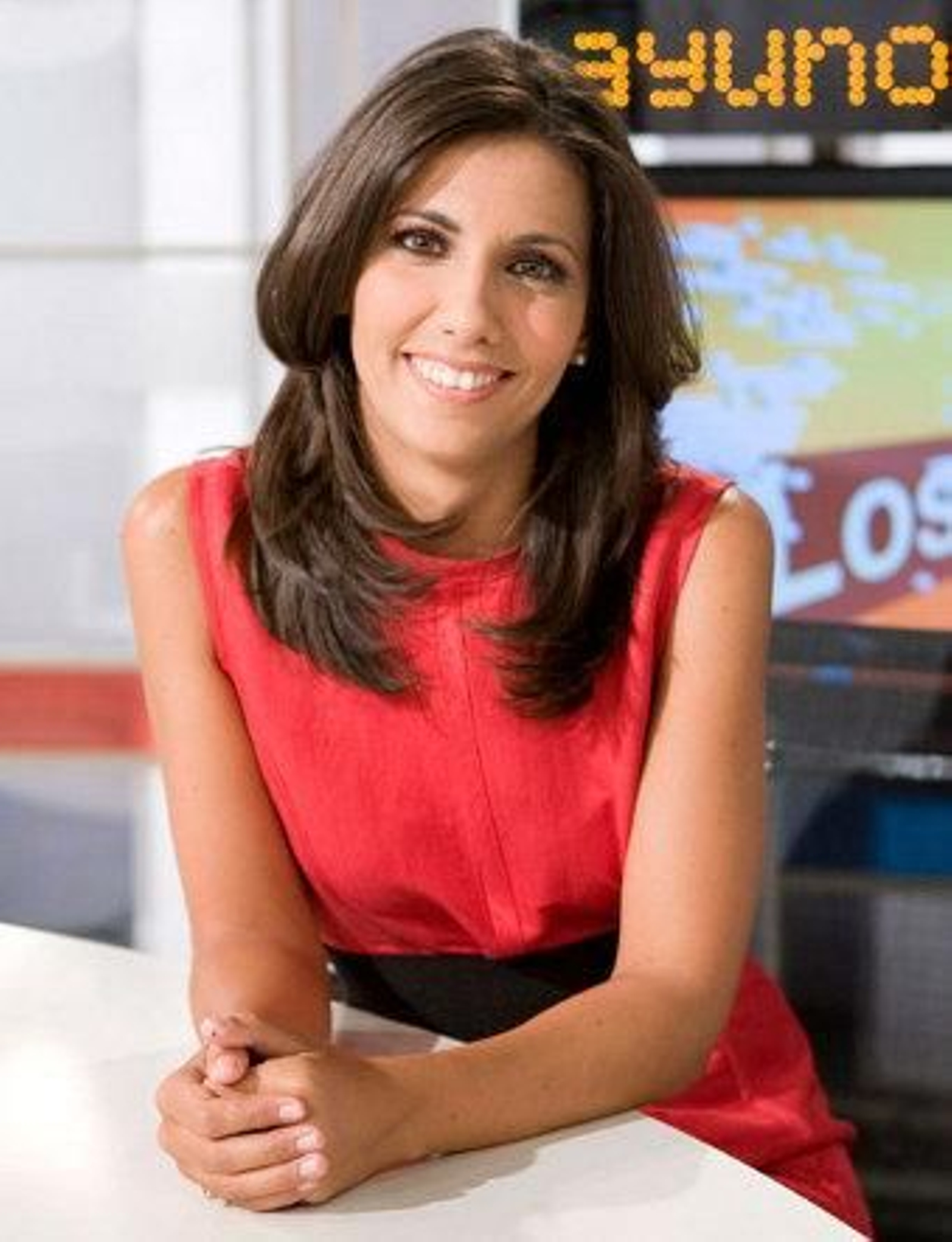 Ana Pastor, destituida