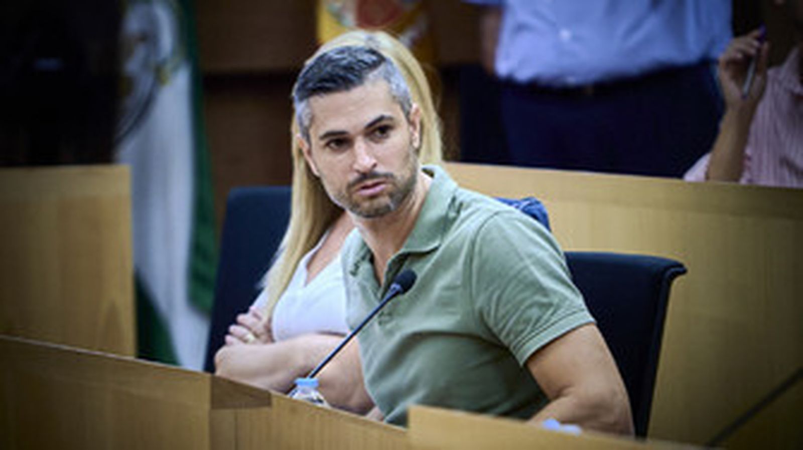 El socialista Ángel. M González, en el último pleno municipal.