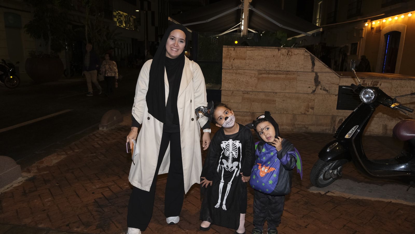 Imágenes de la Noche en Negro de Almería