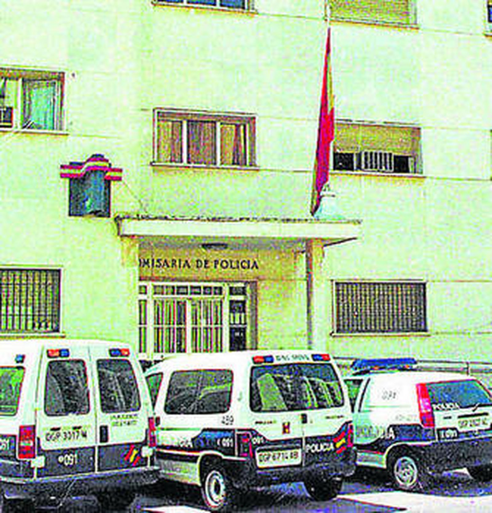 En la foto, fachada de la Comisaría de El Puerto.
