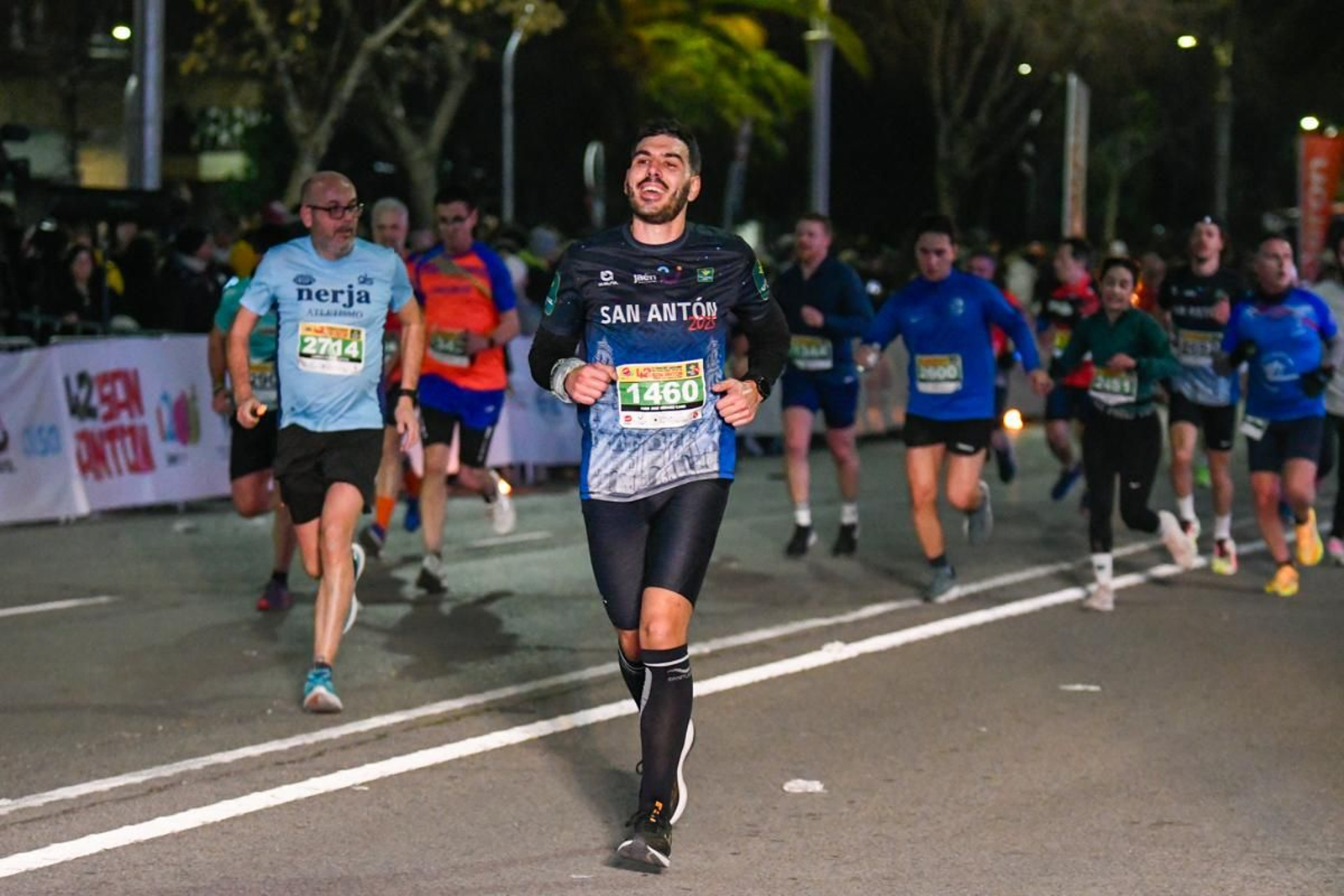 En imágenes: búscate en tu llegada a meta de la Carrera de San Antón 2025 (5)