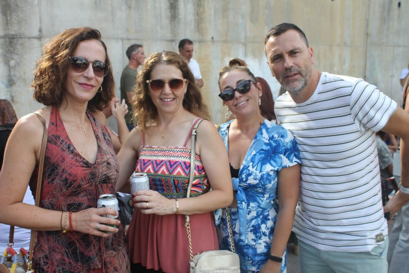 Búscate en el concierto solidario al que acudieron 10.000 personas en Ubrique