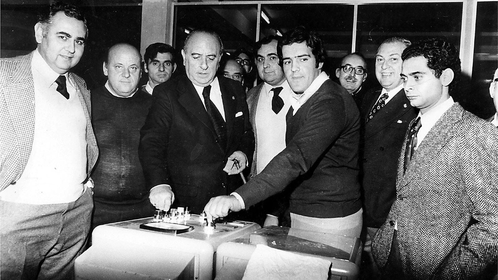 Delkáder, junto a Federico y José Joly Höhr, en la inauguración de Ingrasa en 1977