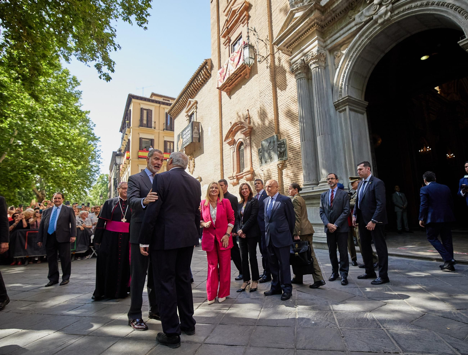 El Rey Felipe VI visita la Basílica de las Angustias, Mayo 2025 Las imágenes de la vista del Rey Felipe VI a la Basílica de la Virgen de las Angustias de Granada