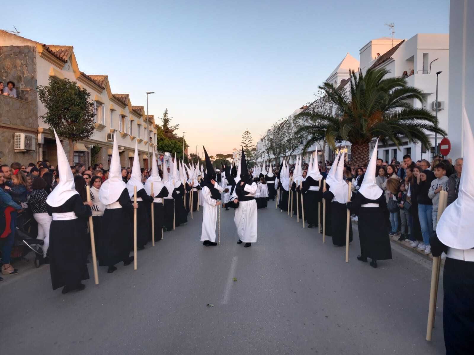 Las imágenes del Viernes Santo de 2023 en Chiclana.