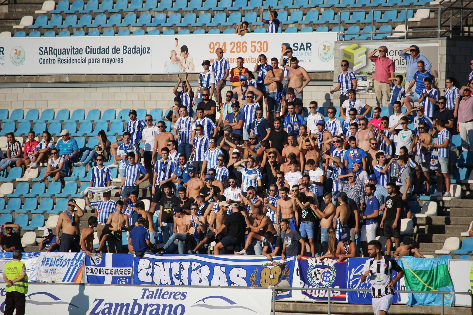 El Capitán Oliva, activo promotor en los desplazamientos albiazules.