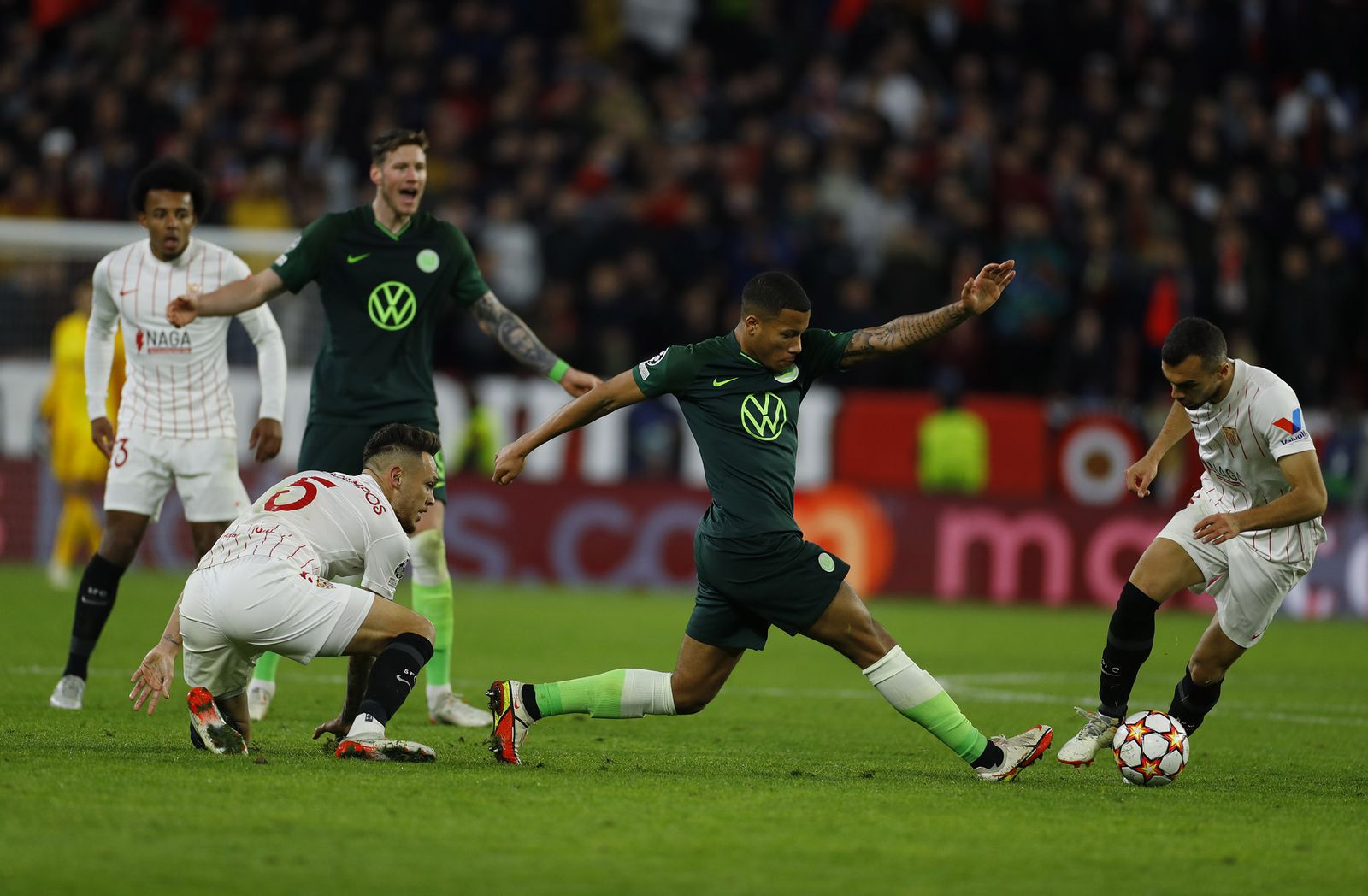 Las imágenes del Sevilla-Wolfsburgo