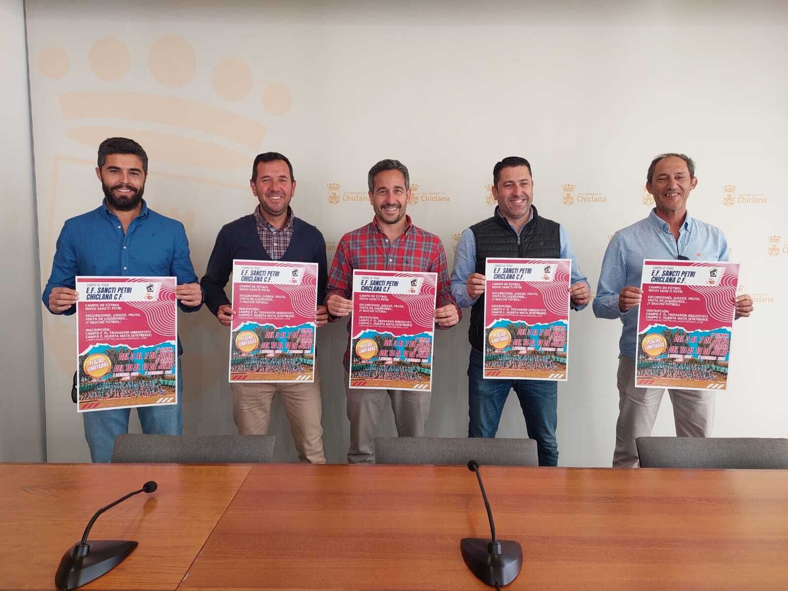Presentación del Campus de Fútbol de la Escuela Sancti Petri y del Chiclana CF.