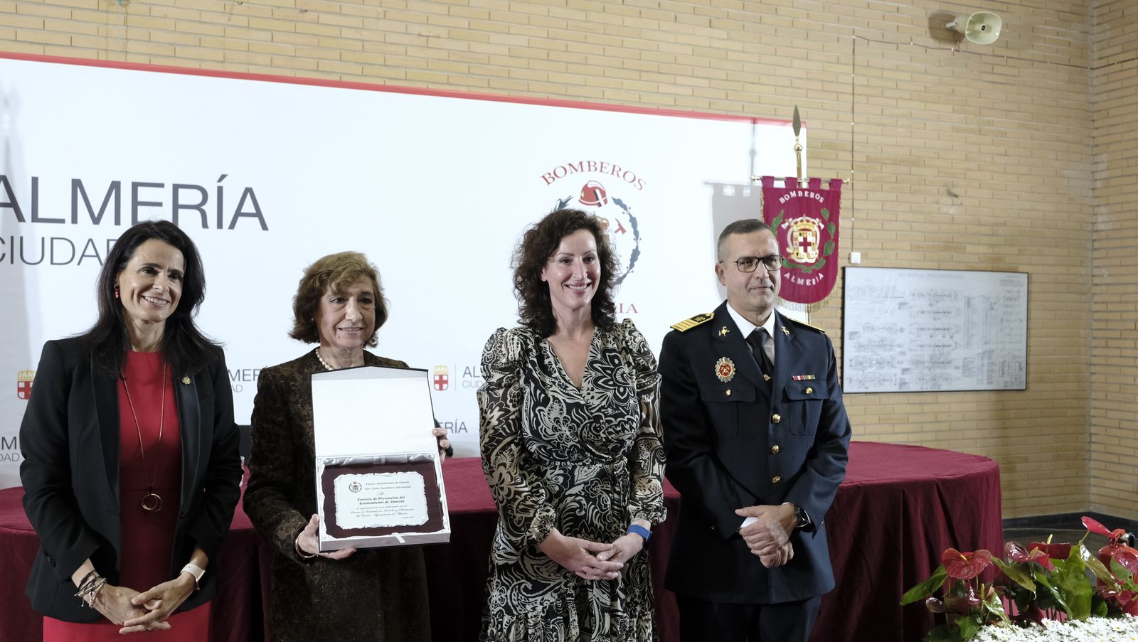 Imágenes del acto del patrón de los bomberos, San Juan de Dios. Almería