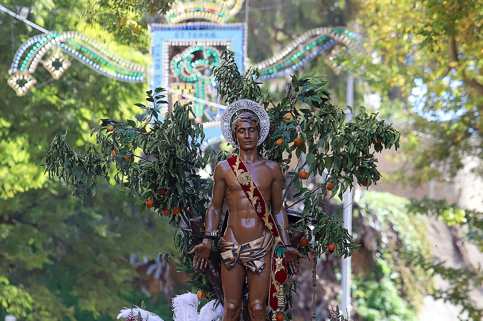 Imágenes de la procesión de San Sebastián en Huelva