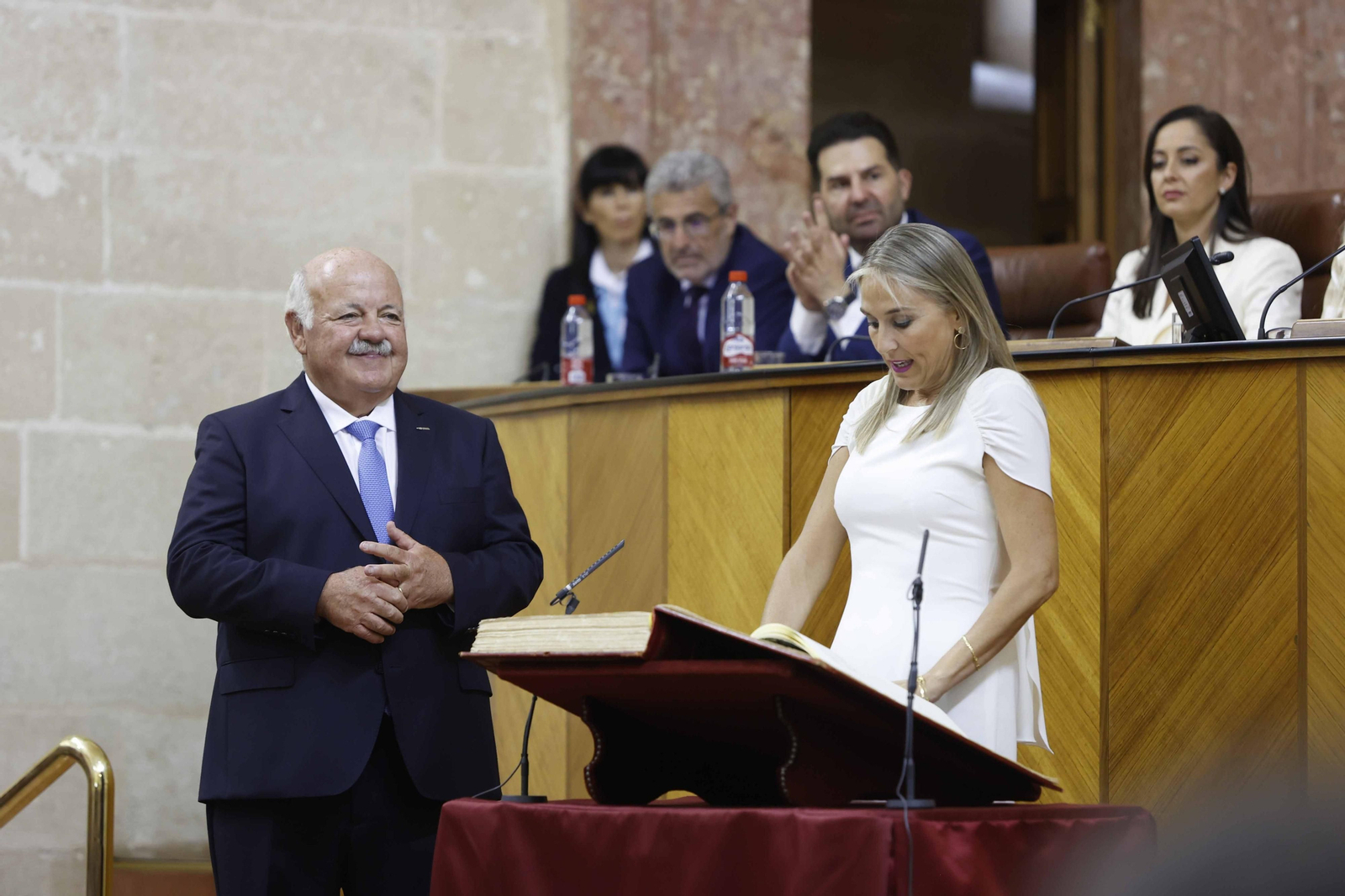 La constitución del Parlamento andaluz, todas las imágenes