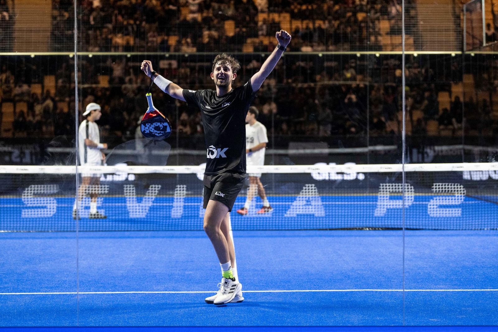 Las mejores fotos de la segunda jornada del pádel en el Estadio de la Cartuja