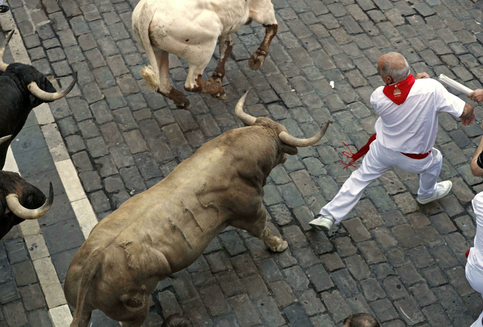 Las imágenes del sexto encierro de San Fermín 2019