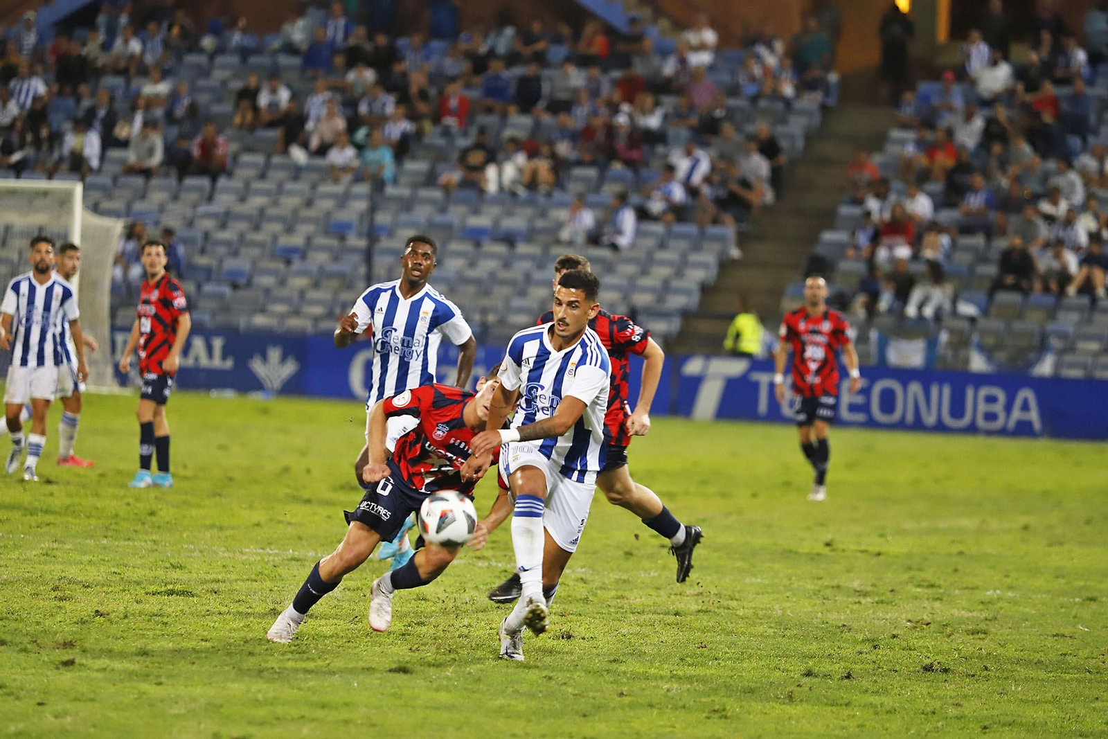 Imágenes del partido entre el Recreativo de Huelva y Yeclano