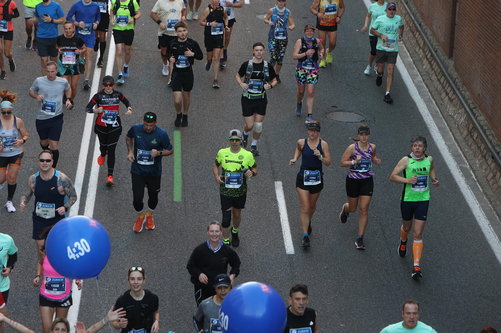 Búscate en la Zurich maratón de Sevilla