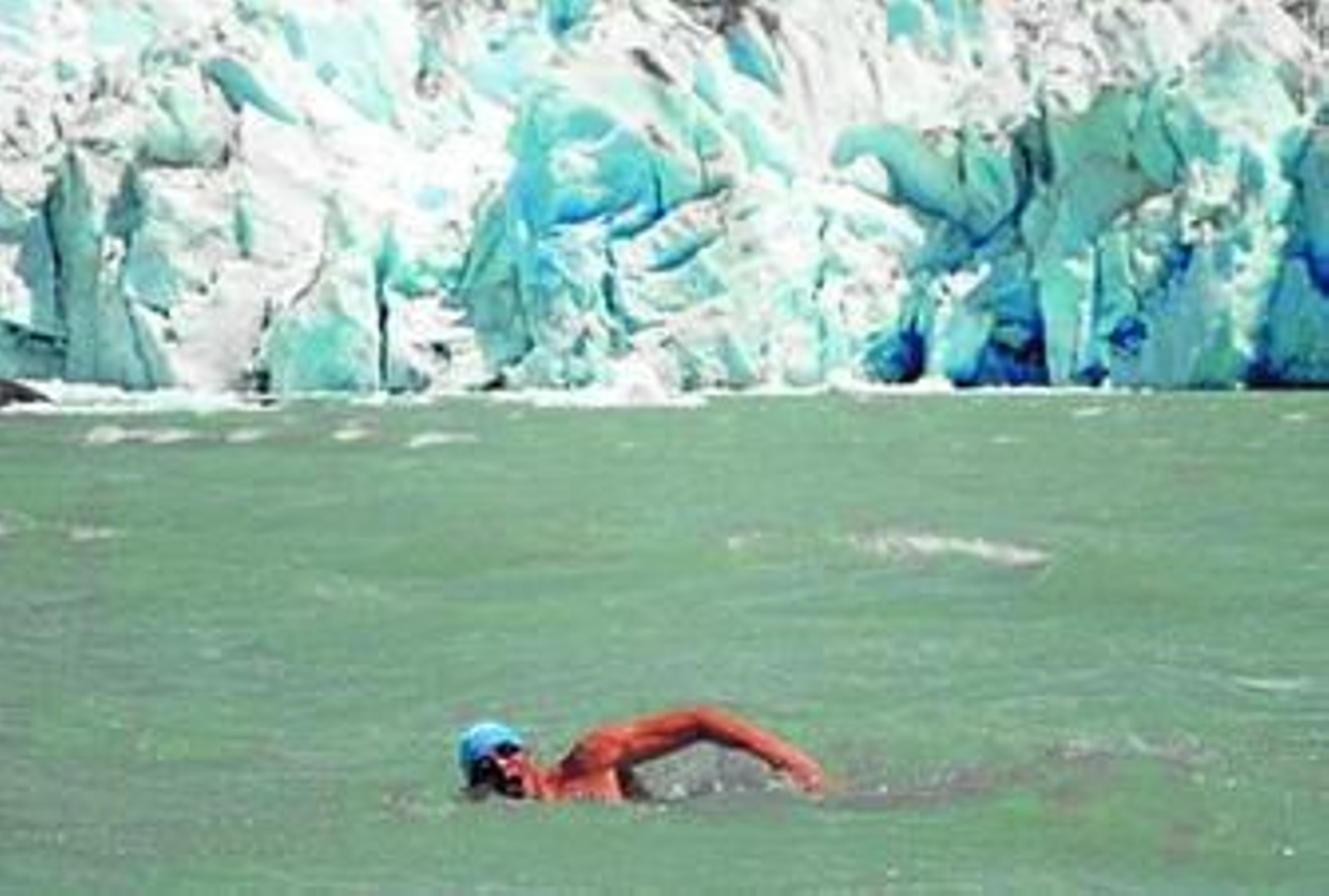 El argentino Matías Ola, durante una prueba en aguas abiertas y sin traje de neopreno.