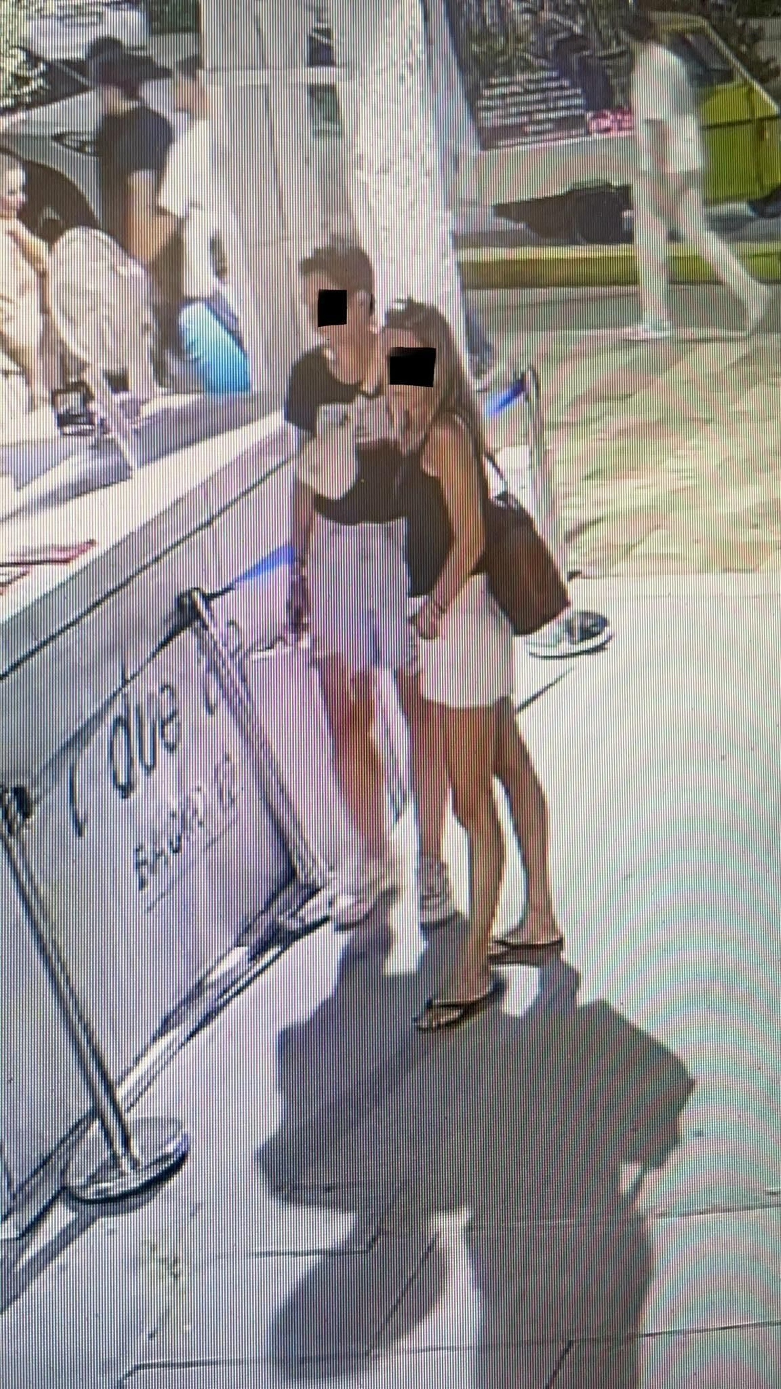 'Simpa' de dos turistas francesas