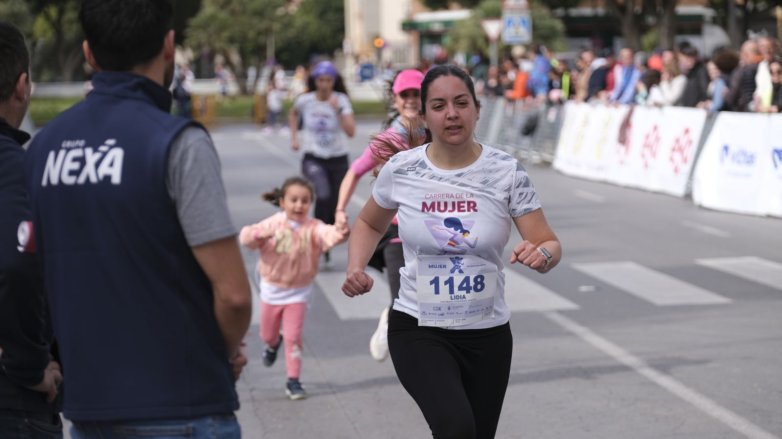 Imágenes de la Carrera de la Mujer 2023 en Almería
