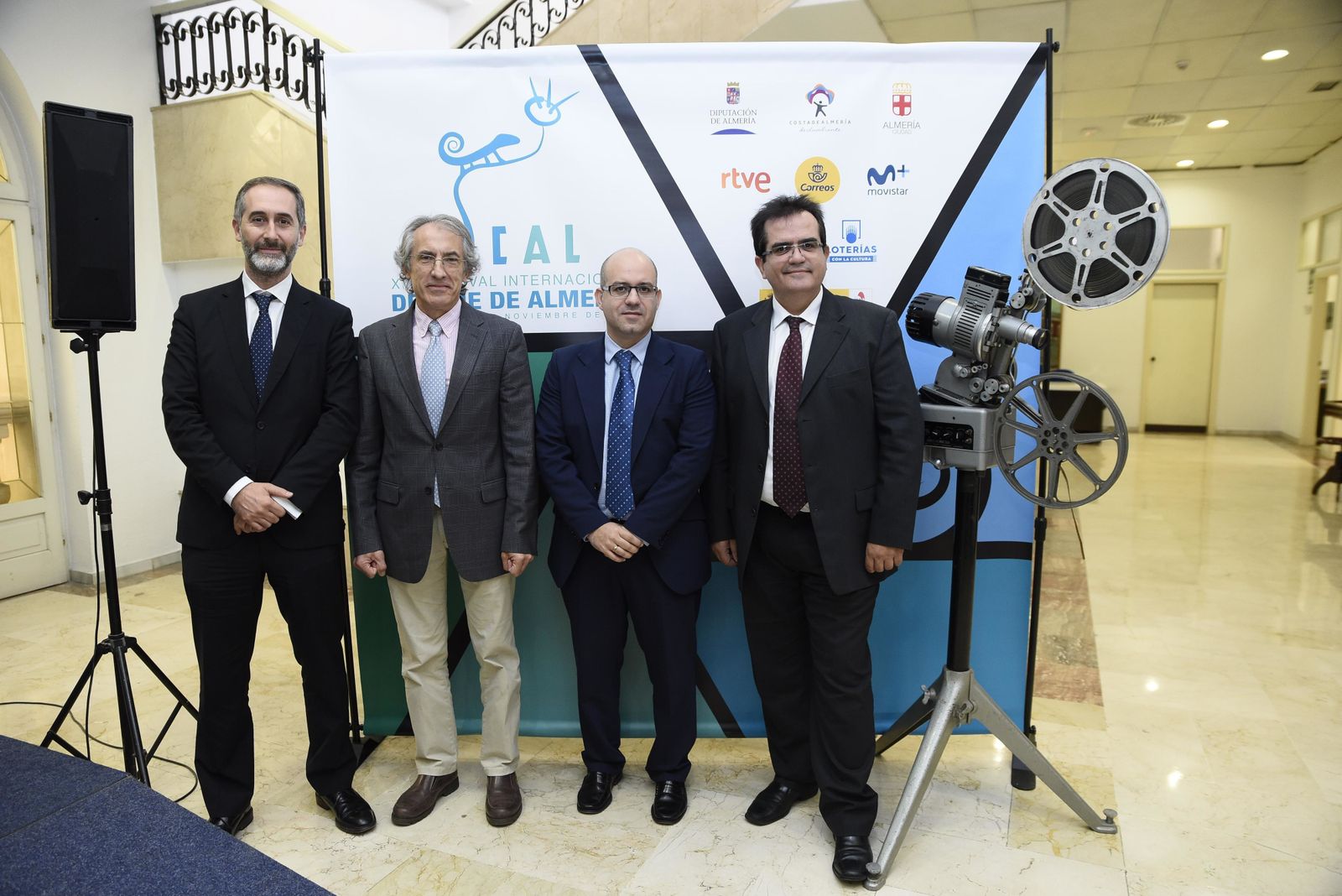 Antonio Jesús Rodríguez acompañado de Amador Carmona, Miguel Ángel de la Cruz y Joaquín Ramírez.