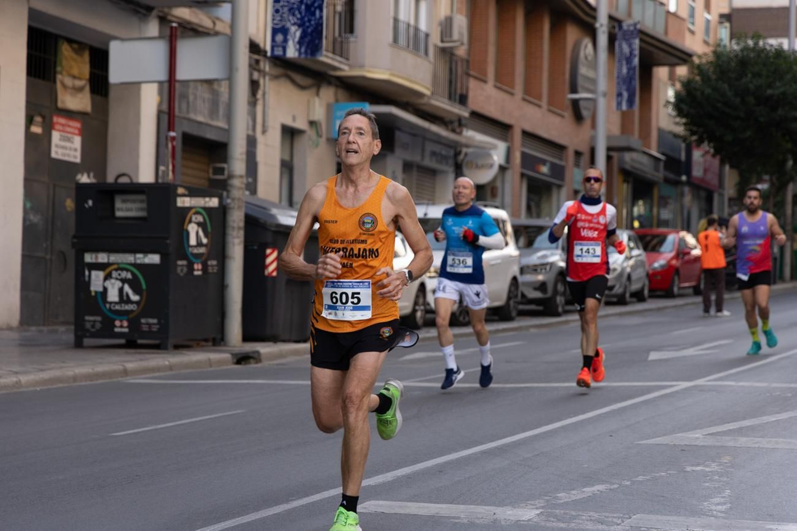 En imágenes: multitudinaria e histórica XXIX Media Maratón 'Ciudad de Jaén' y 10k en memoria de Paco Manzaneda (2)