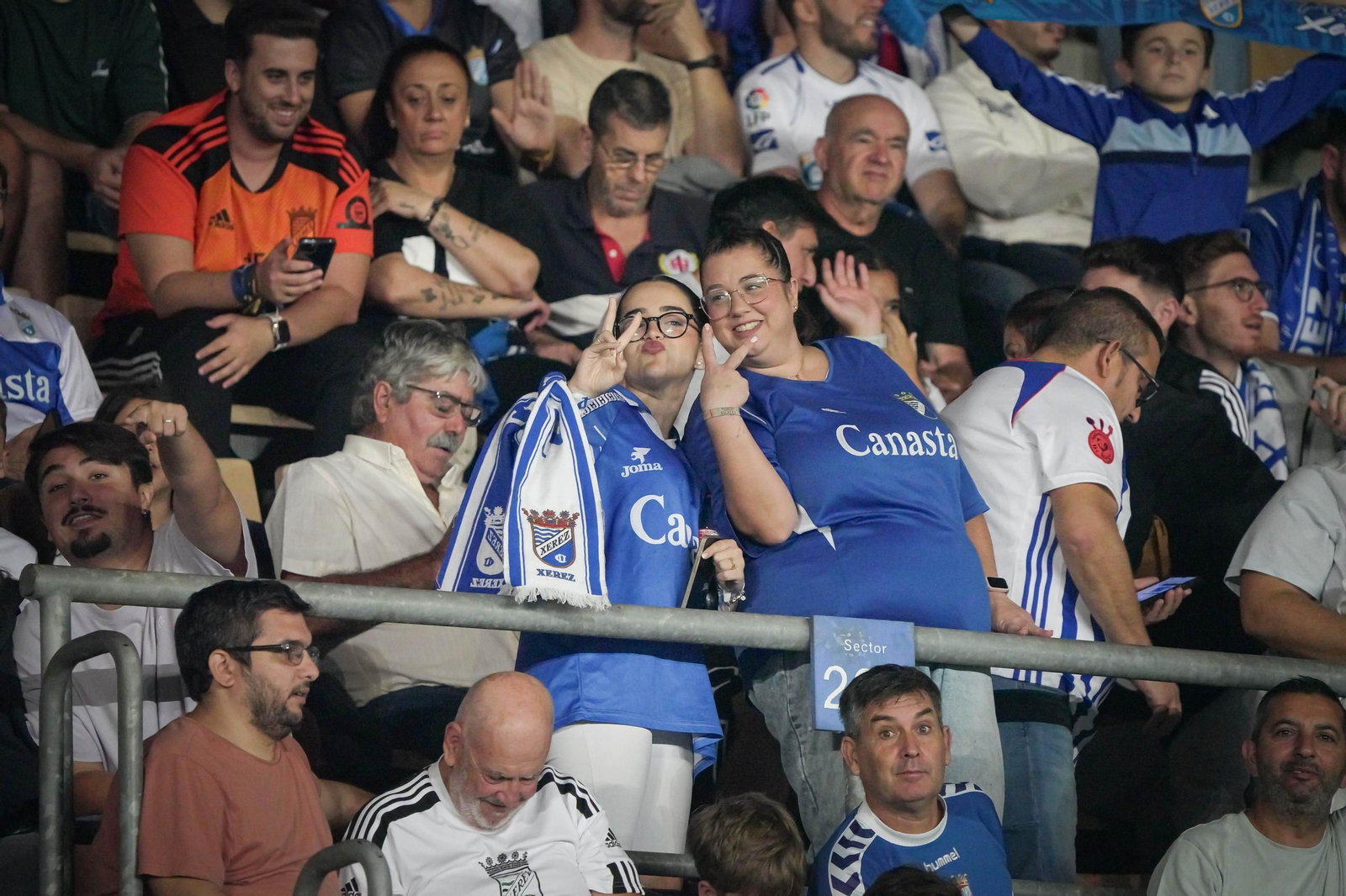 Búscate en el partido del Xerez CD - Minera
