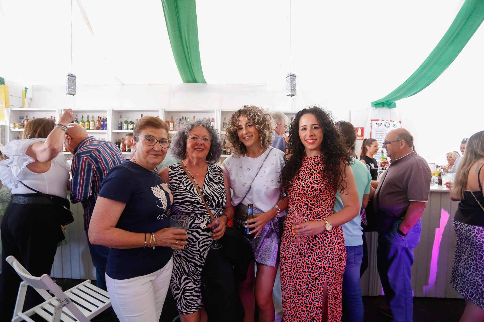 Búscate en las fotos del jueves en la feria de Los Barrios