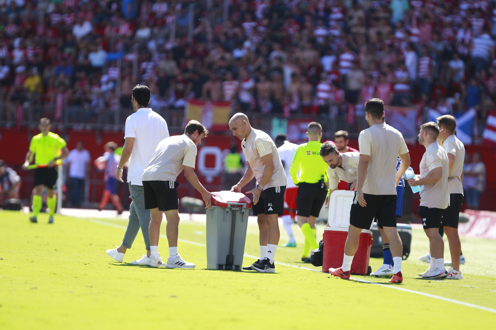 Imágenes del empate a 3 de la U.D. Almería y el Granada C.F.