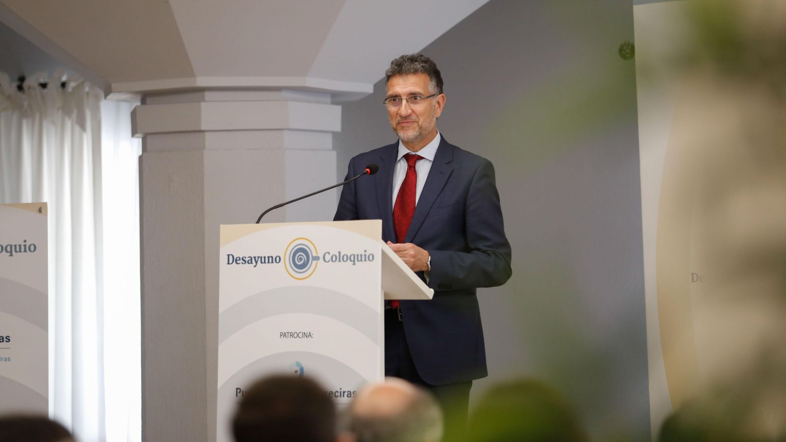 Fotos del Desayuno Coloquio de Europa Sur y el Propeller Club de Algeciras con Benito Núñez Quintanilla