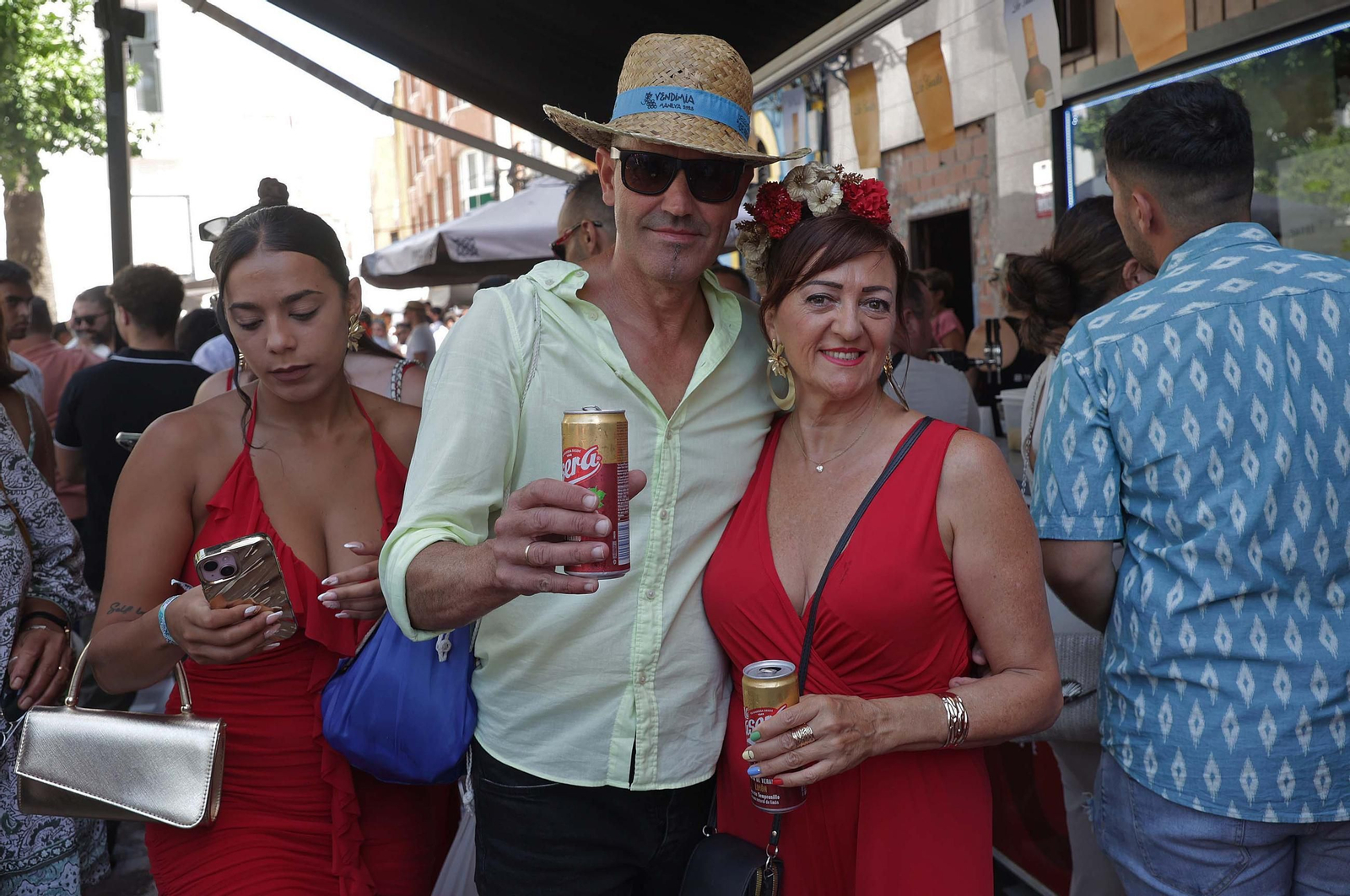 Búscate en las fotos del Domingo Rociero de la Feria de La Línea 2025 Búscate en las fotos del Domingo Rociero de la Feria de La Línea 2025