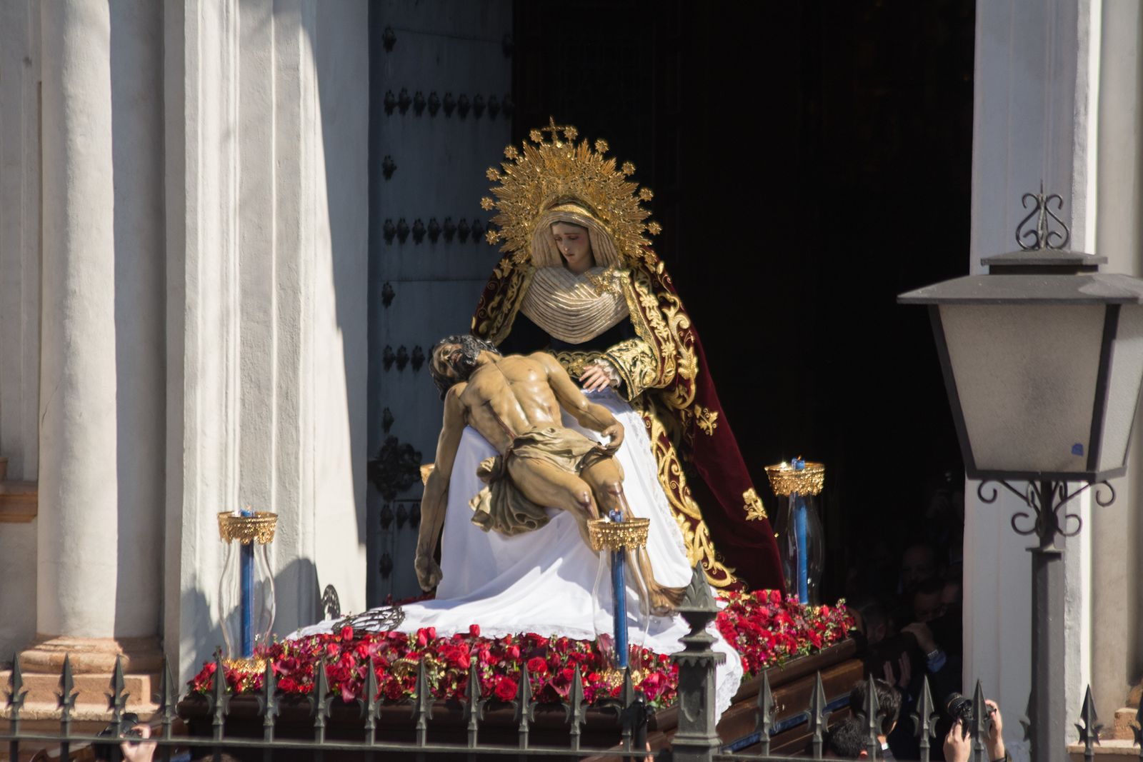 Regreso a su capilla de la Hermandad del Baratillo