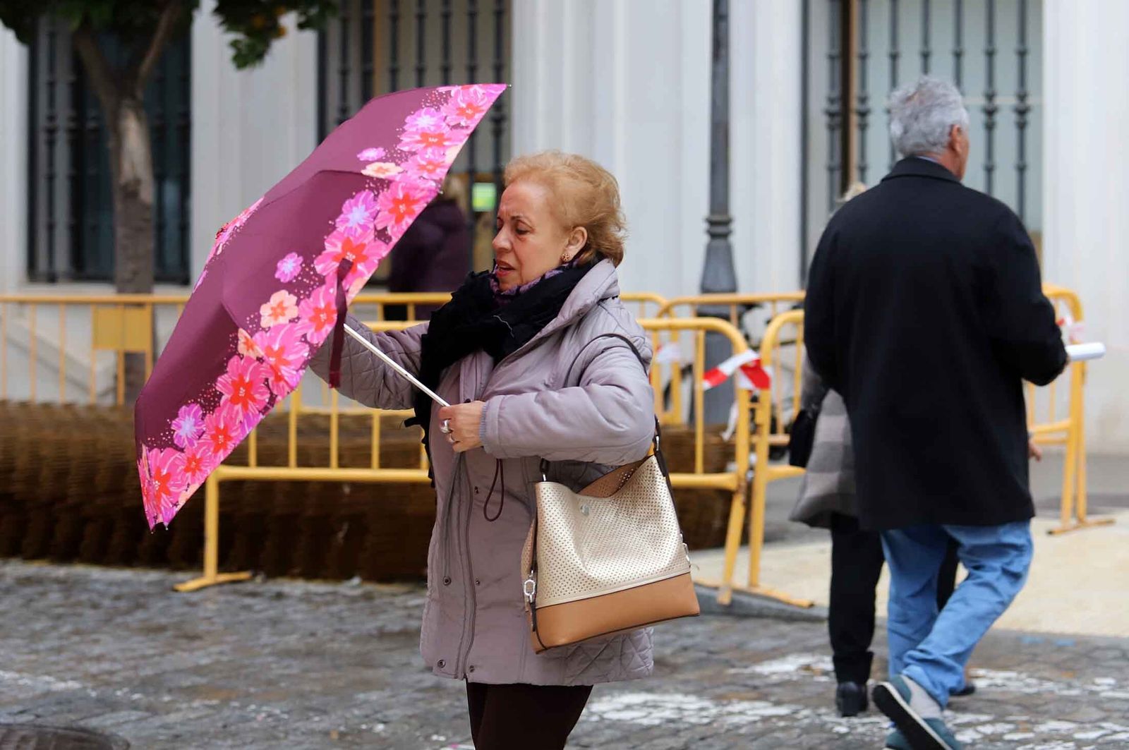 Imágenes del lunes 5 de diciembre en Huelva