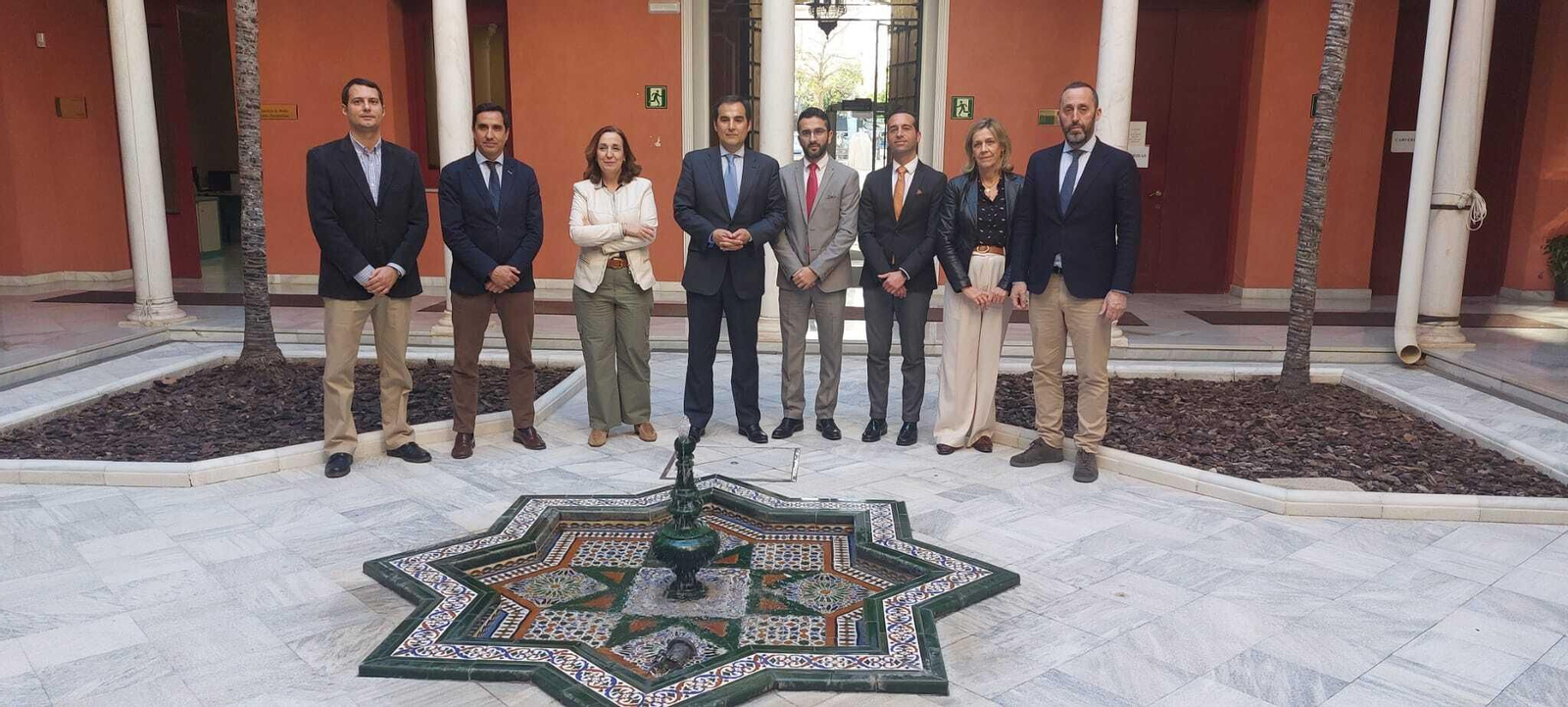 Miembros del Consejo Andaluz de Fundaciones. Miembros del Consejo Andaluz de Fundaciones.
