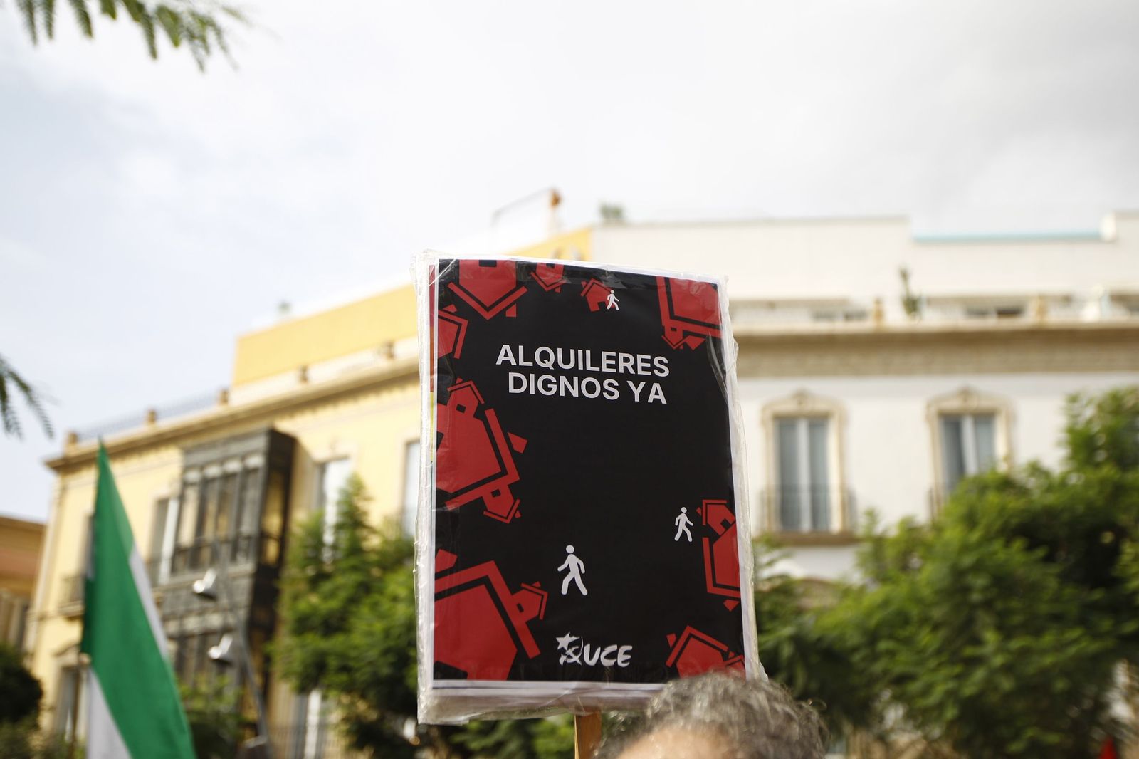 Manifestación en Almería por el derecho a la vivienda, en imágenes
