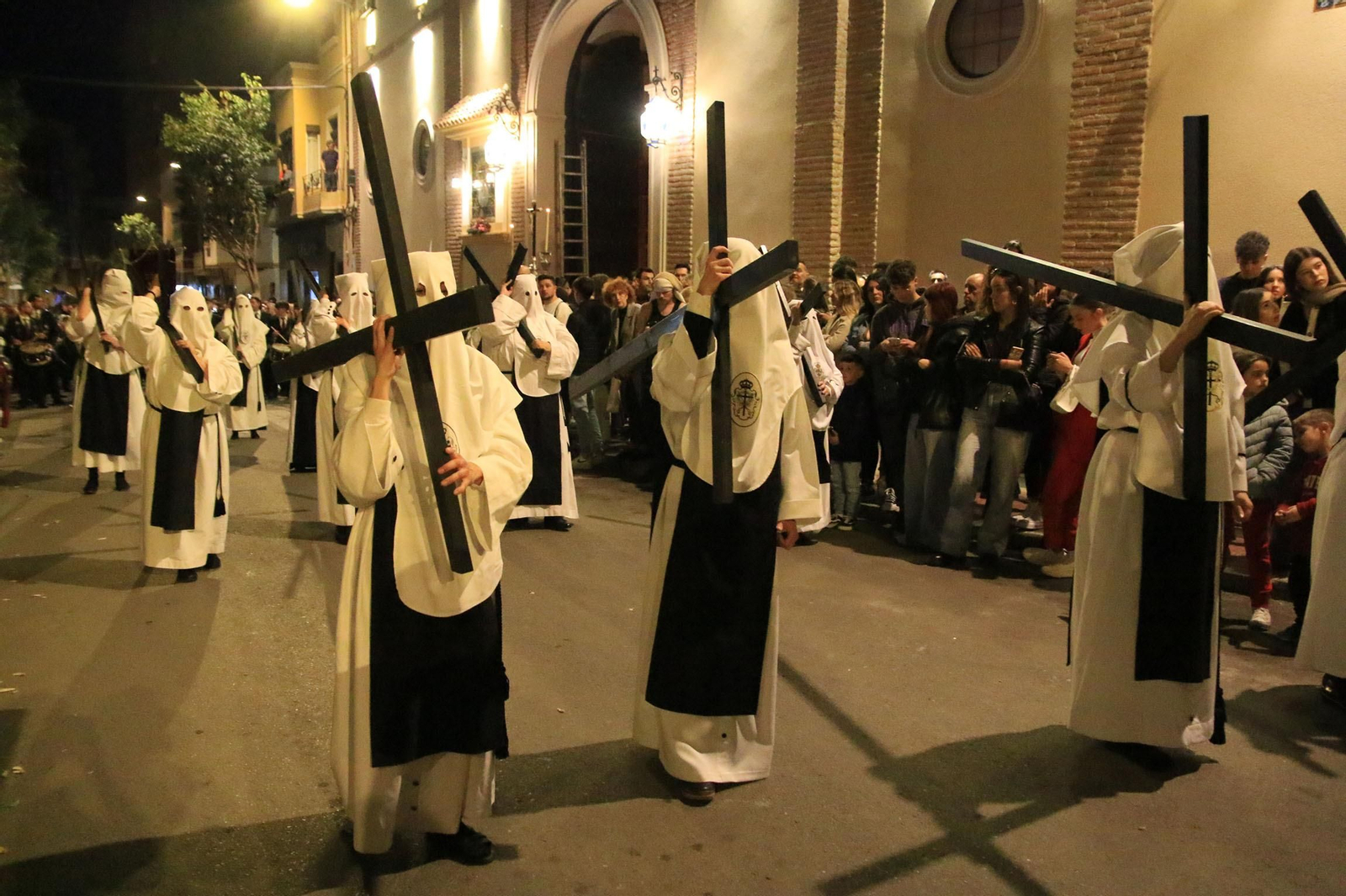 La procesión del Silencio, en imágenes