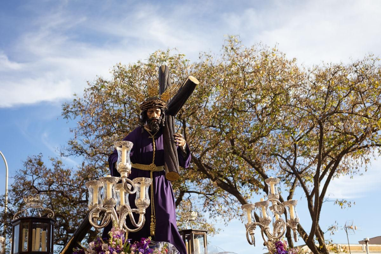 Imágenes de la procesión de Nuestro Padre Jesús de la Salvación