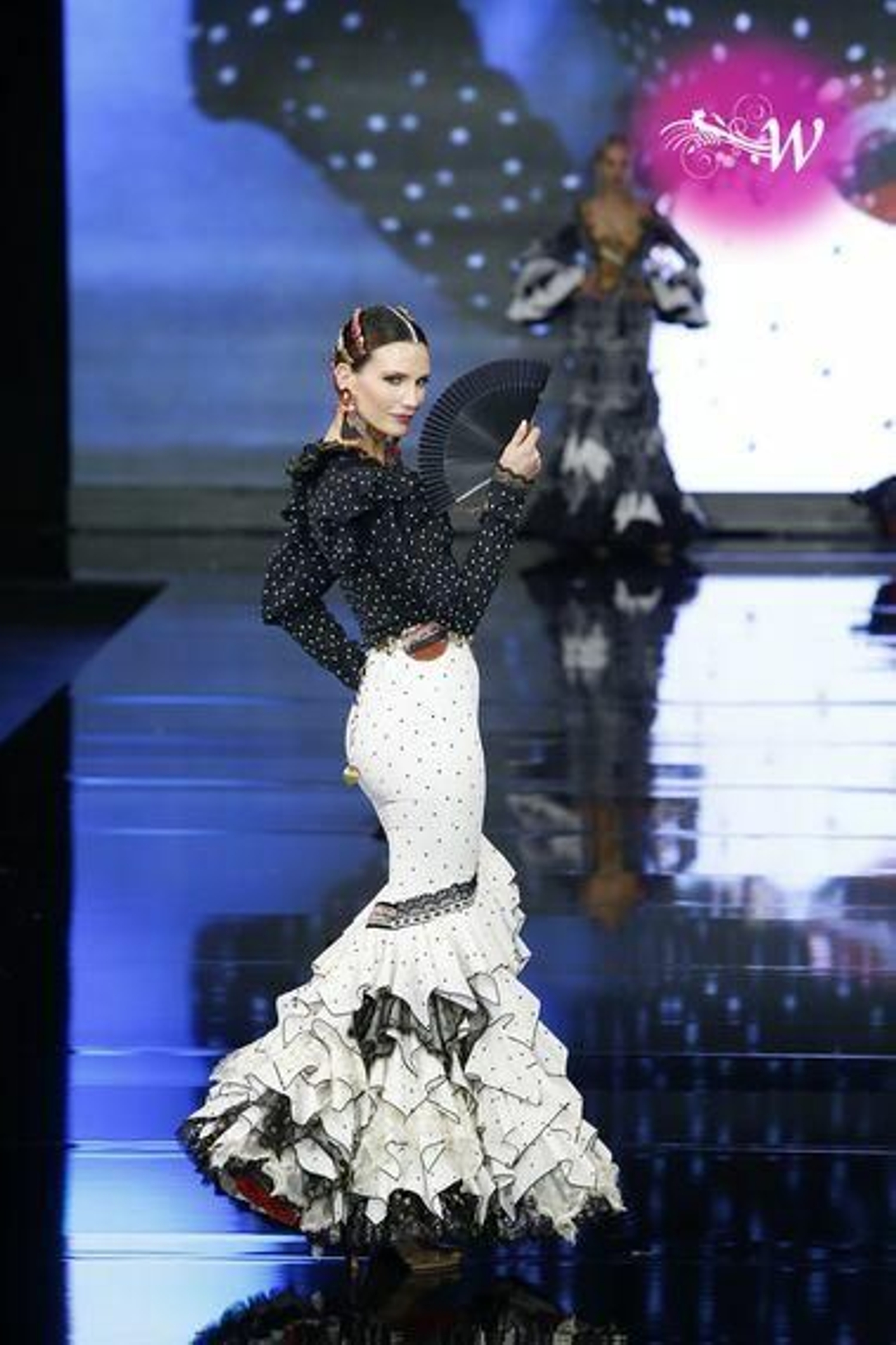 Aurora Gaviño homenajea a María Jiménez: todas las fotos del desfile en SIMOF 2020