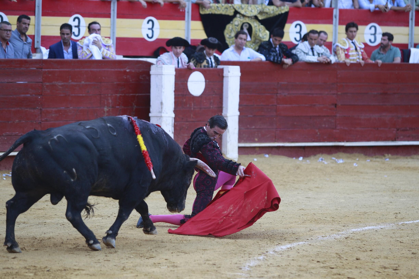 La despedida del torero Enrique Ponce de la Feria de Almería 2024, en imágenes