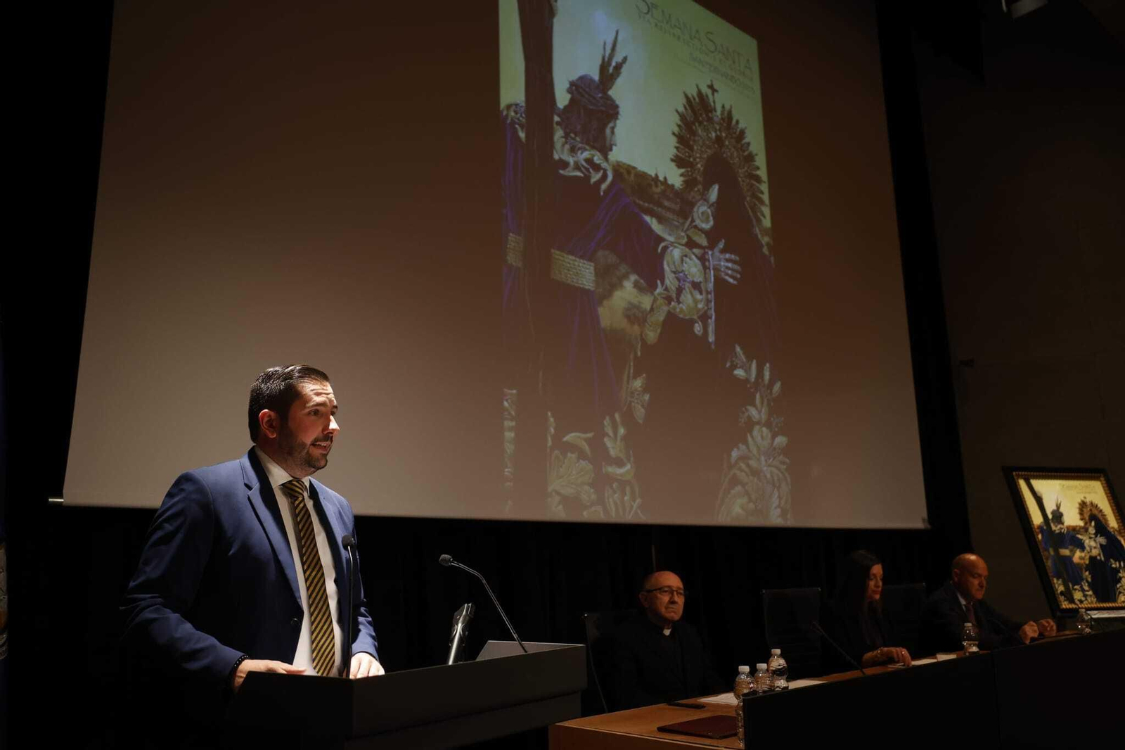 Así ha sido el acto de presentación del cartel de la Semana Santa en San Fernando