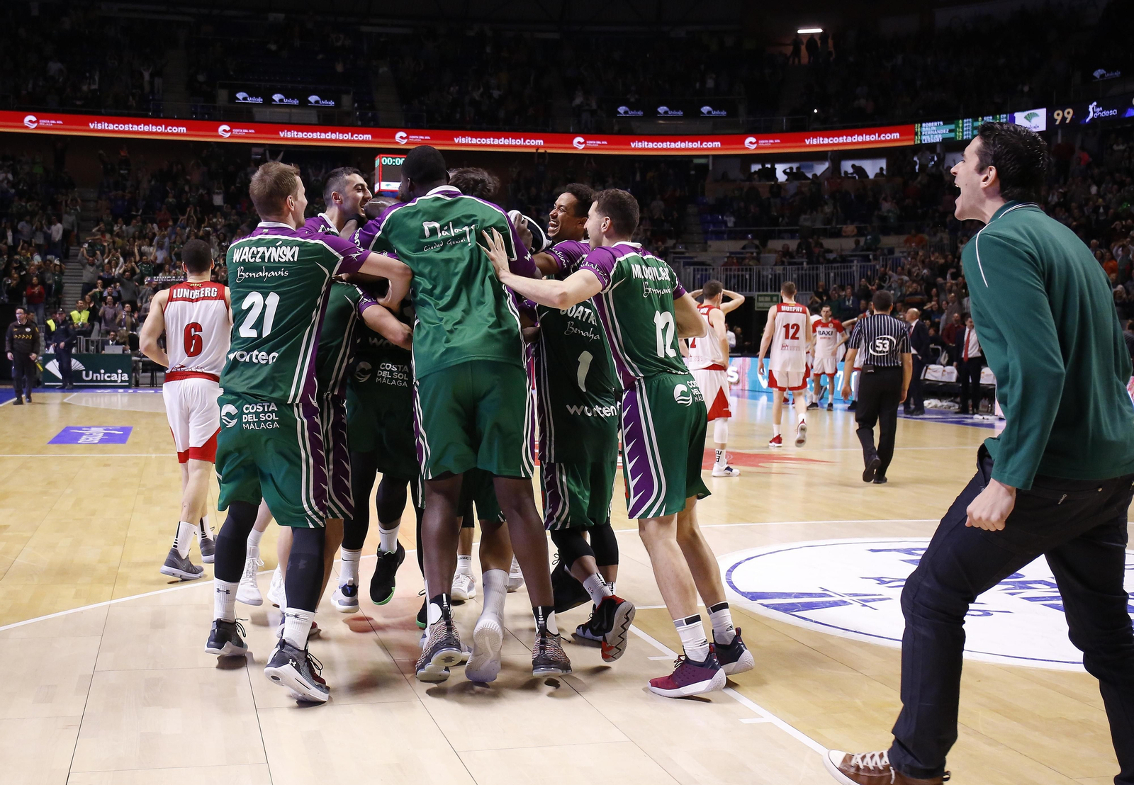 Las imágenes del Unicaja Baloncesto - Baxi Manresa