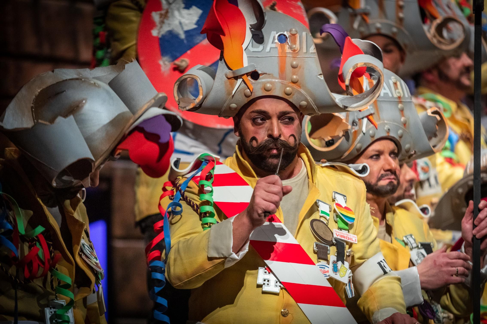 El coro de Julio Pardo 'El batallita' abrió la sesión