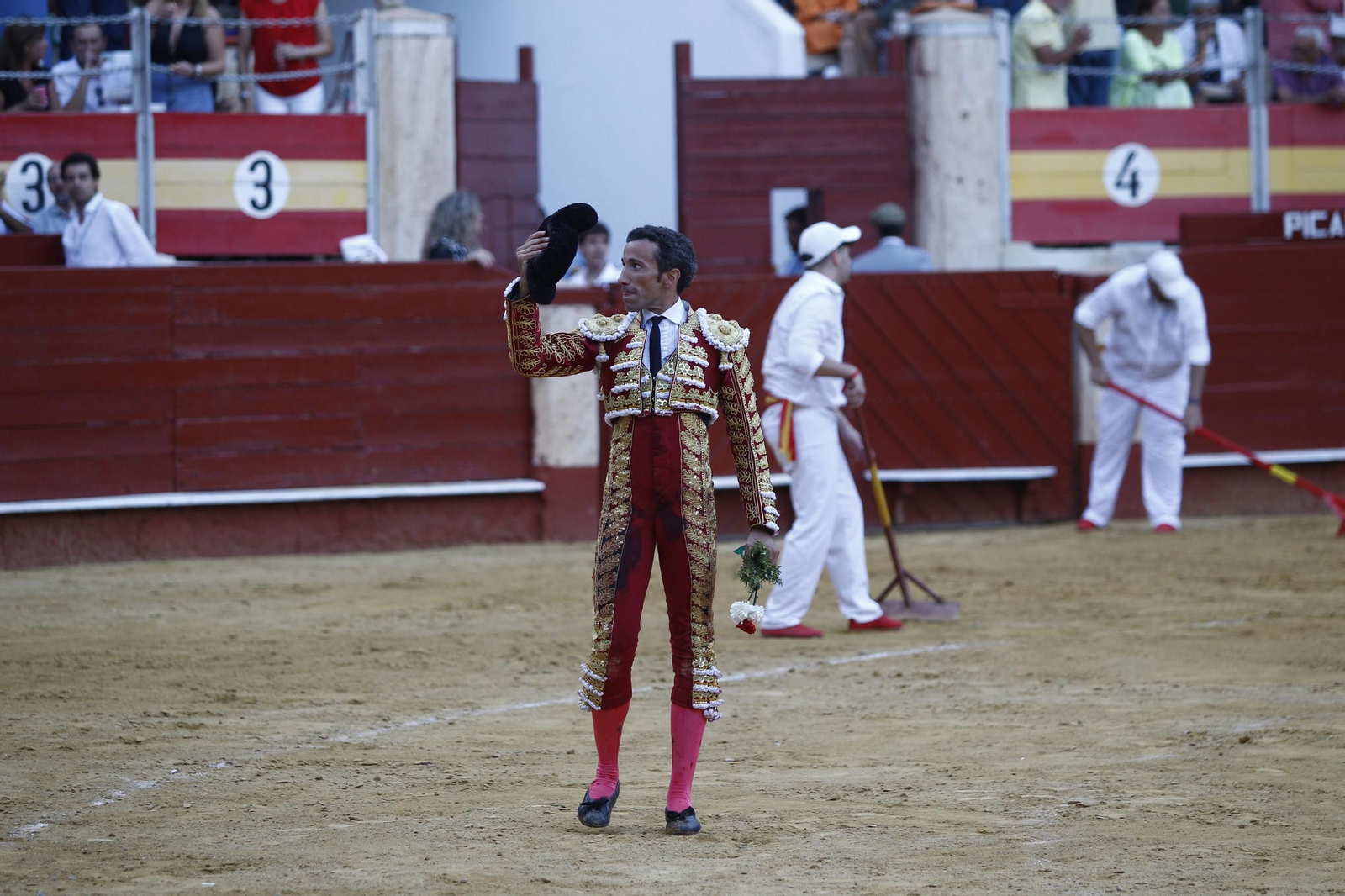 Las mejores imágenes de los toreros Fortes, Juan Ortega y David de Miranda en la Feria de Almería 2025