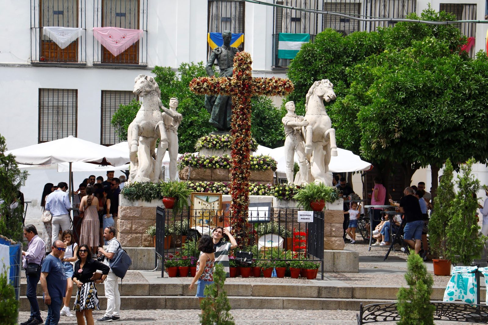 El domingo de Cruces de Córdoba, en imágenes