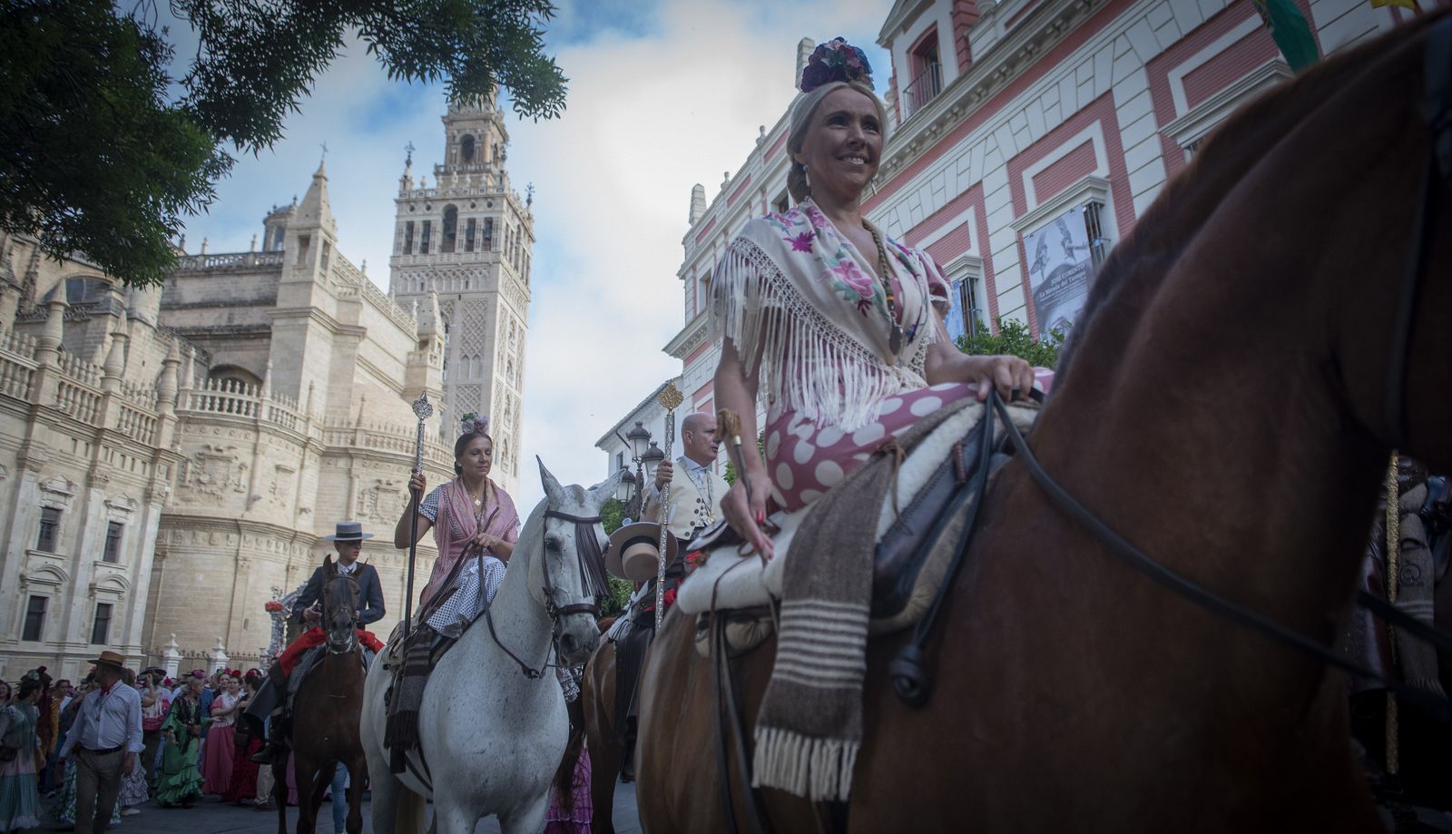 Las imágenes de la salida de la Hermandad del Rocío de Sevilla