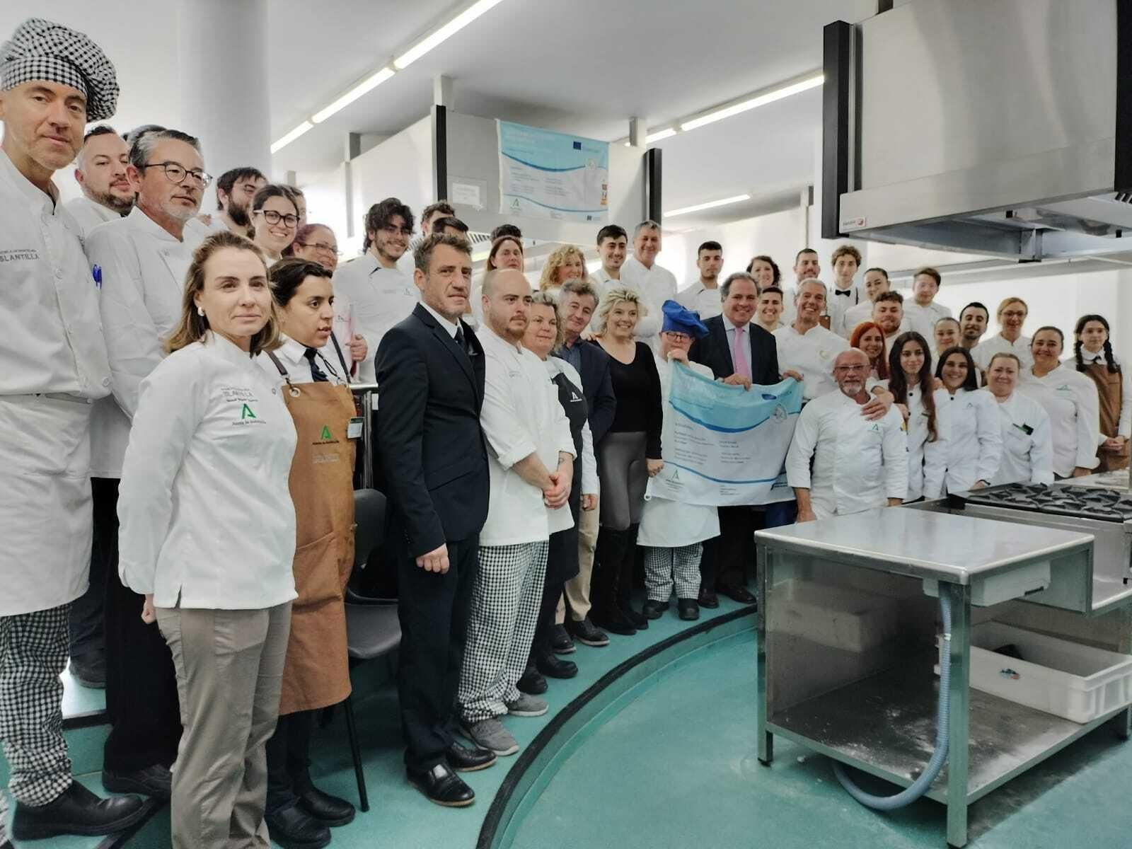 Alumnos de la Escuela de Hostelería de Islantilla se forman con expertos italianos en restauración