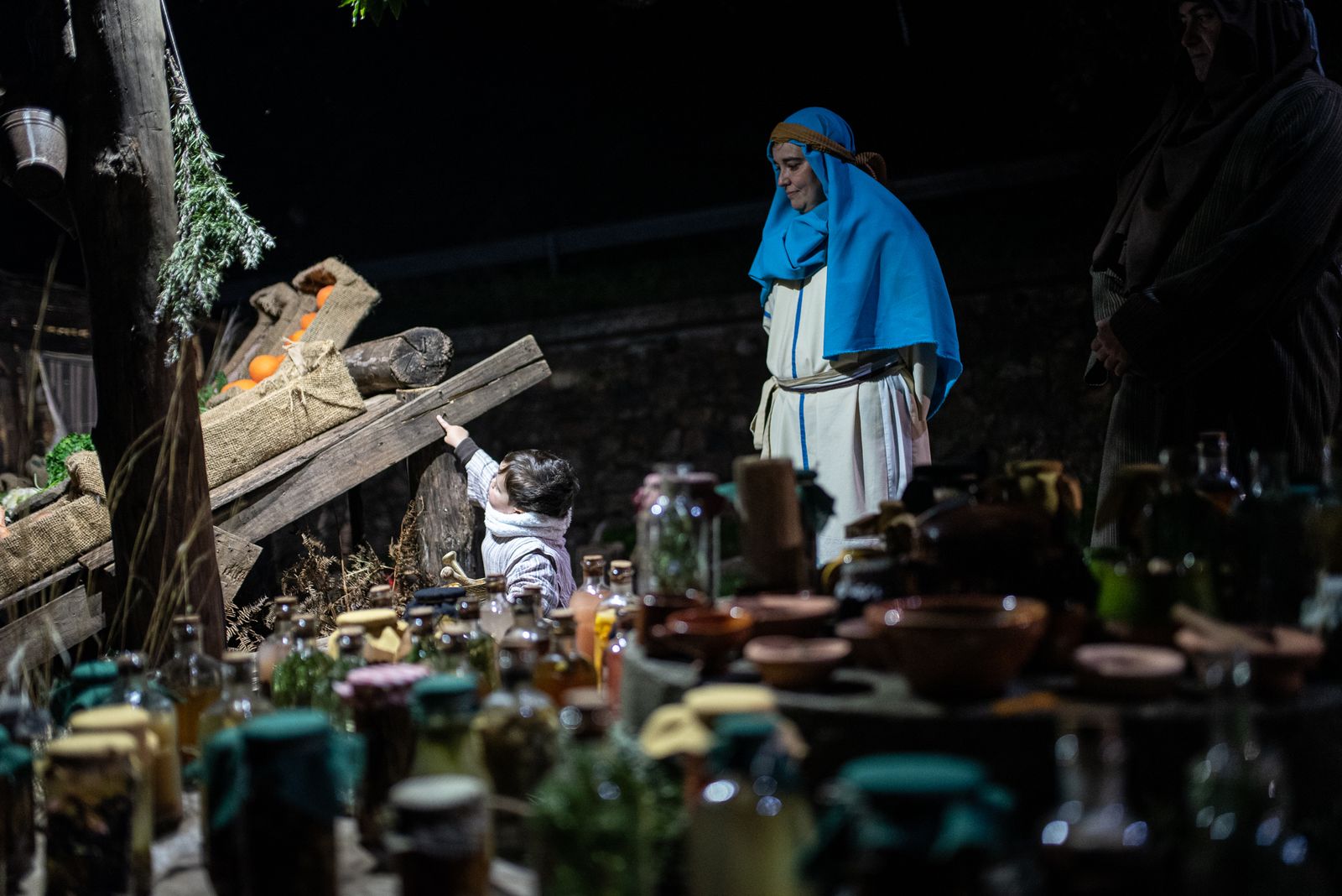 Imágenes: Una visita al Belén viviente de Puerto Moral