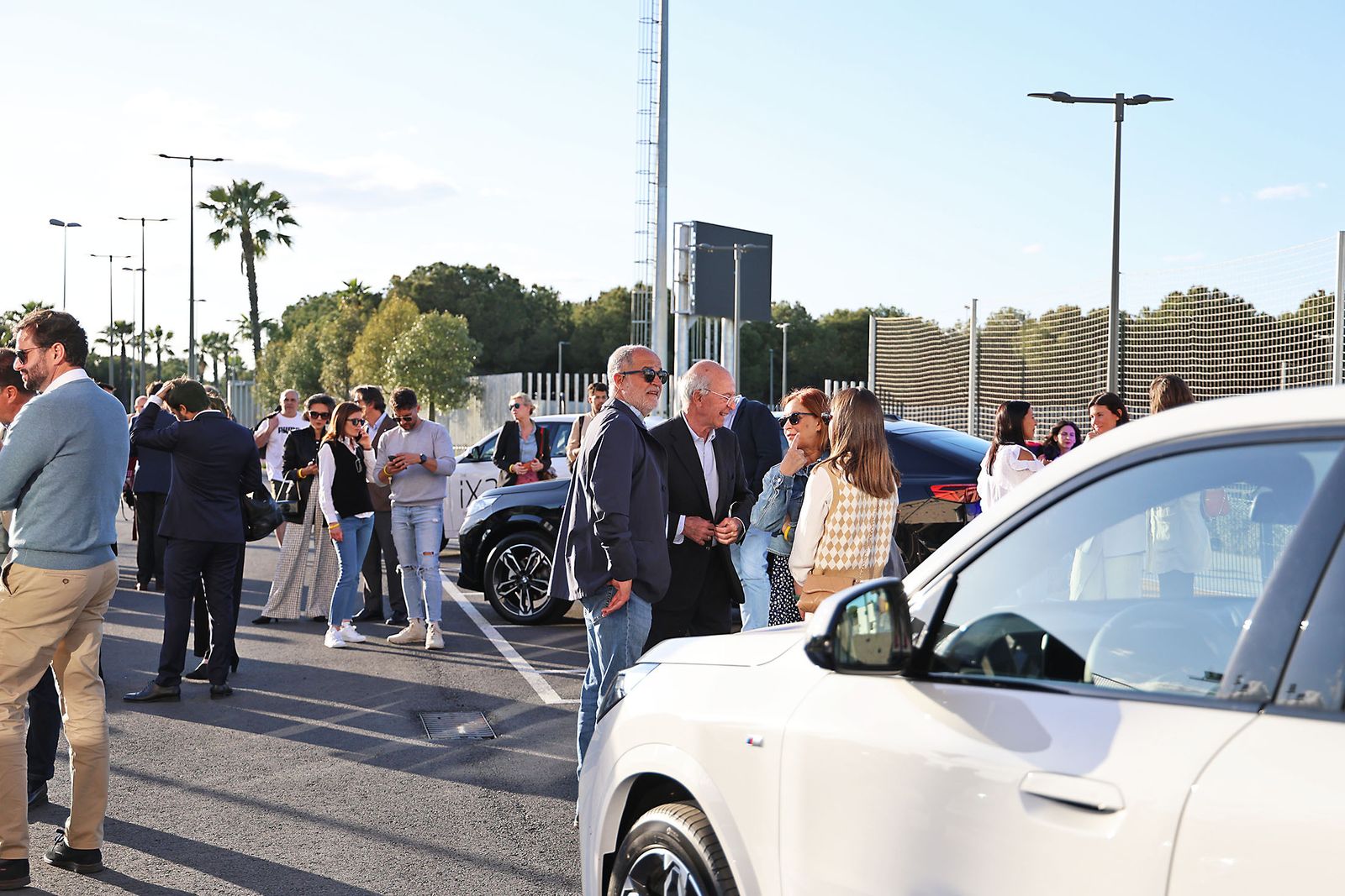Movitransa presenta los nuevos modelos de BMW IX2 y el X2 en el complejo deportivo Lamiya