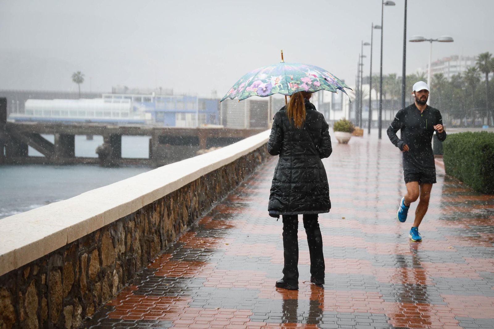 Las mejores imágenes de la lluvia en Almería