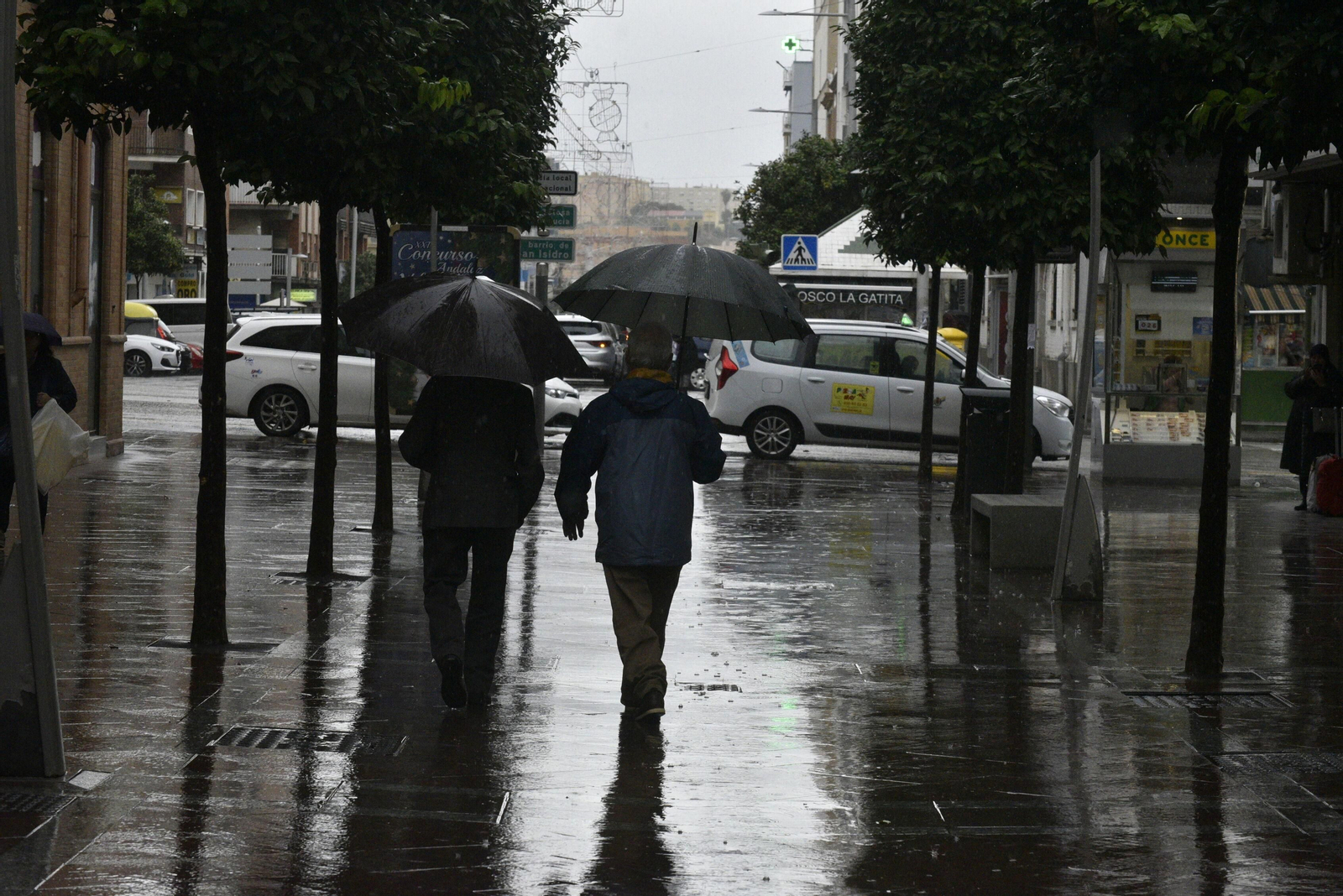 Lluvia en el centro de Algeciras.